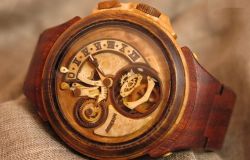 Crafted with Care: The Perfect Wooden Watch Gift
