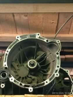 Ford focus 5 speed R 5,500.00  