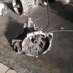 FORD FIESTA 1.4 MANUAL GEARBOX R 4,500.00  