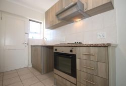 2 Bedroom Apartment to Rent in Athlone